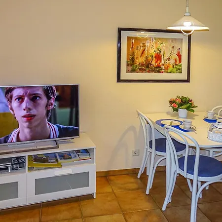 Apartmán 1 Bedroom Lovely In